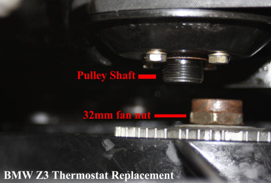 BMW Z3 - Shows How Cooling Fan Must be Connected from Pulley Shaft.