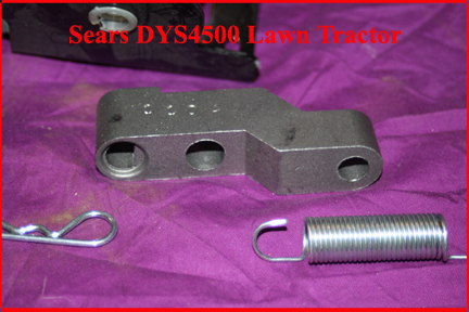 DYS4500 Deck engage assembly - Detail for springs